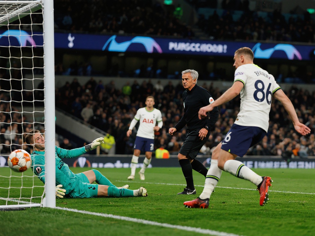 欧战赛场上 欧战赛场上